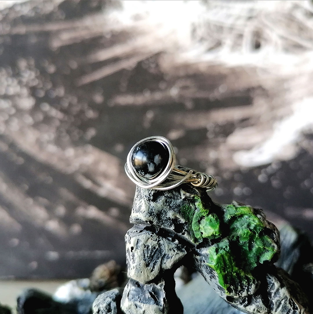 Opsidijan srebrni orb prsten